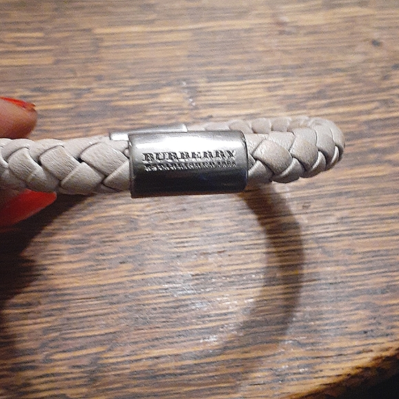 BURBERRY AUTHENTIC LEATHER BRAIDED BANGLE EUC UNISEX - Picture 2 of 8